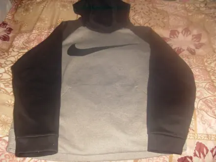11-nike-hoodie-sz-small-pristine-condition-15