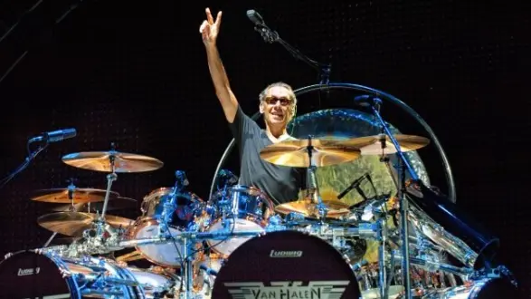getty_alexvanhalen_111325692979