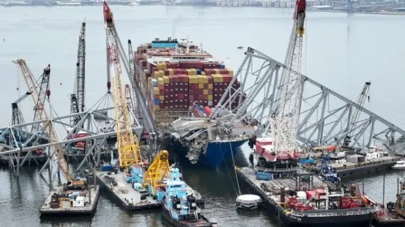 getty_keybridgecrash_11182511187