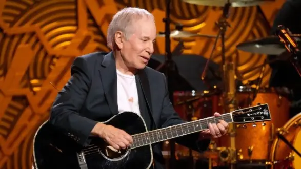 getty_paulsimon_121125432305