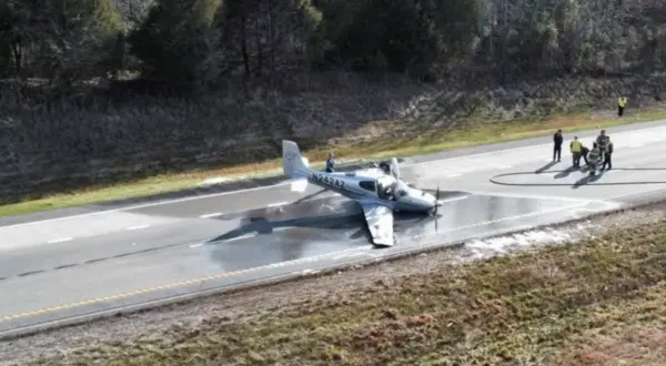 wireready_12-22-2025-12-20-05_05354_plane122225