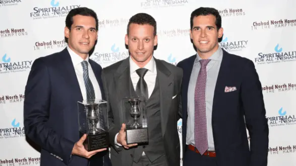 getty_alexanderbros_01272643100