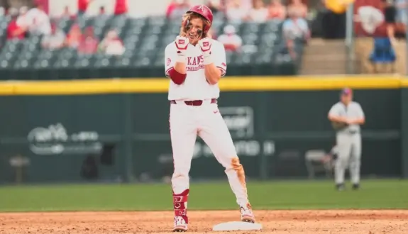 wireready_03-06-2026-13-10-06_06767_hogsbaseballwin030426