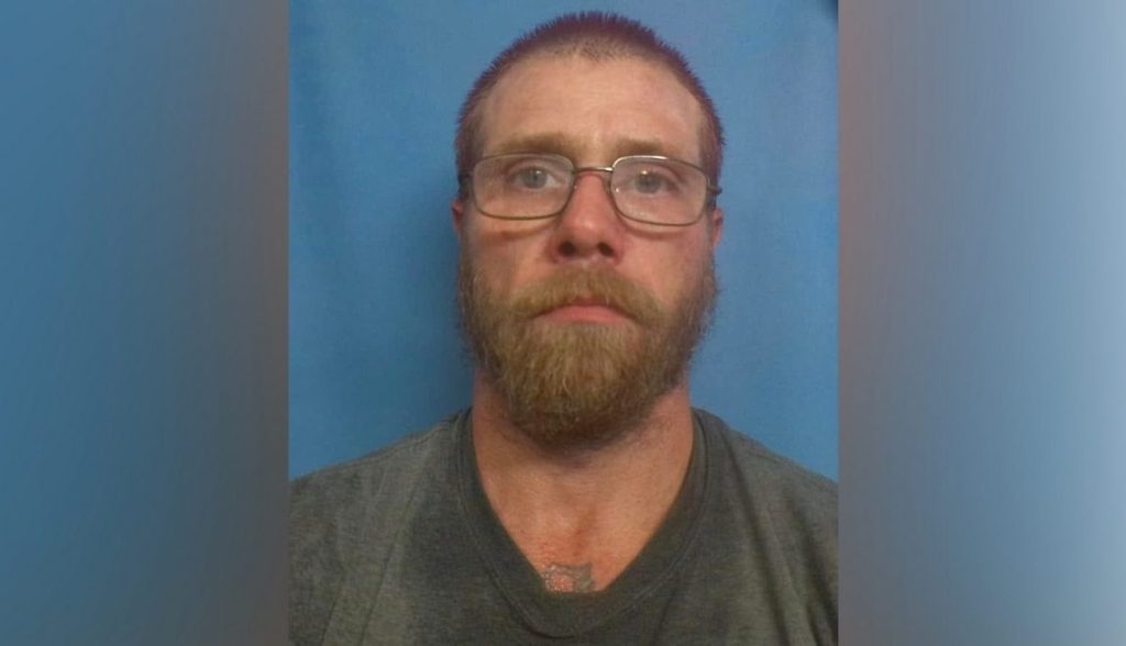 Polk County inmate escapes detention center, manhunt underway | KTLO
