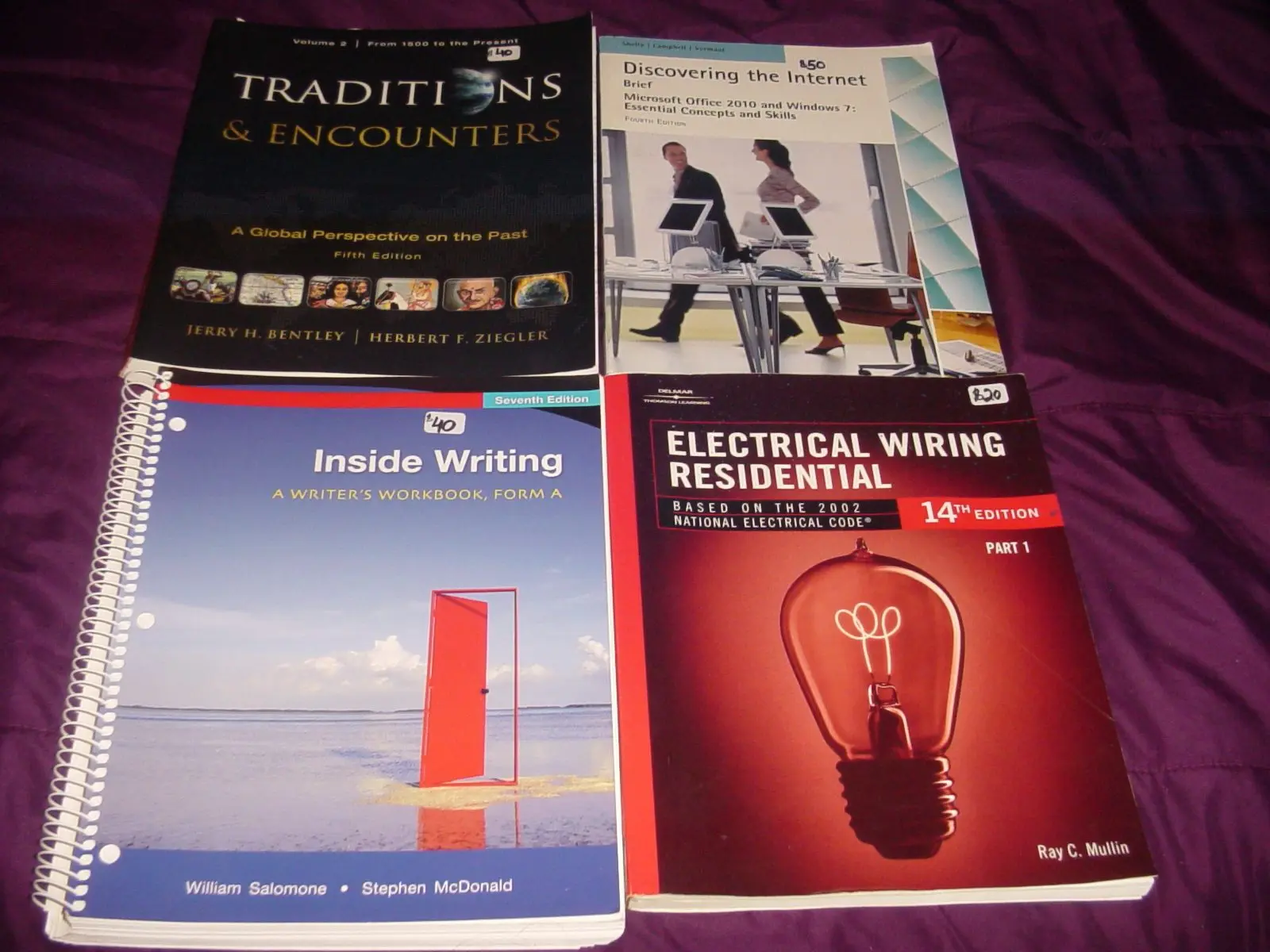 32-college-books-i-pd300232189189