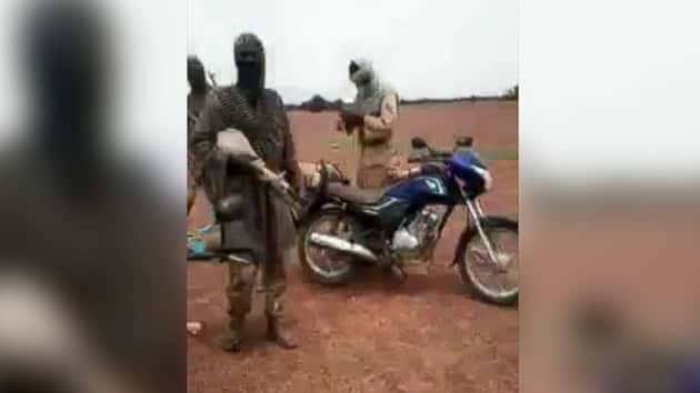 niger-militant-video-01-ht-jef-171024_v12x5_12x5_992