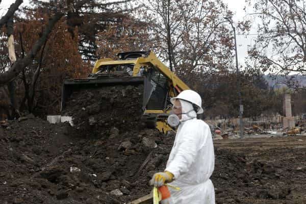 california-wildfires-clean-up-2