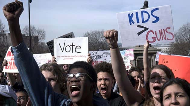 getty_031418_protest1
