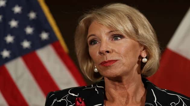 040518_gettyimages_betsydevos