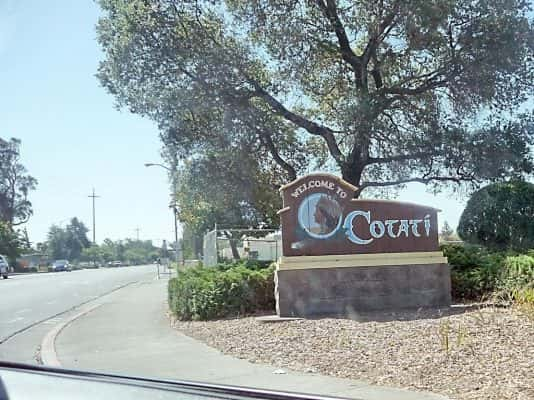 cotati-city-sign