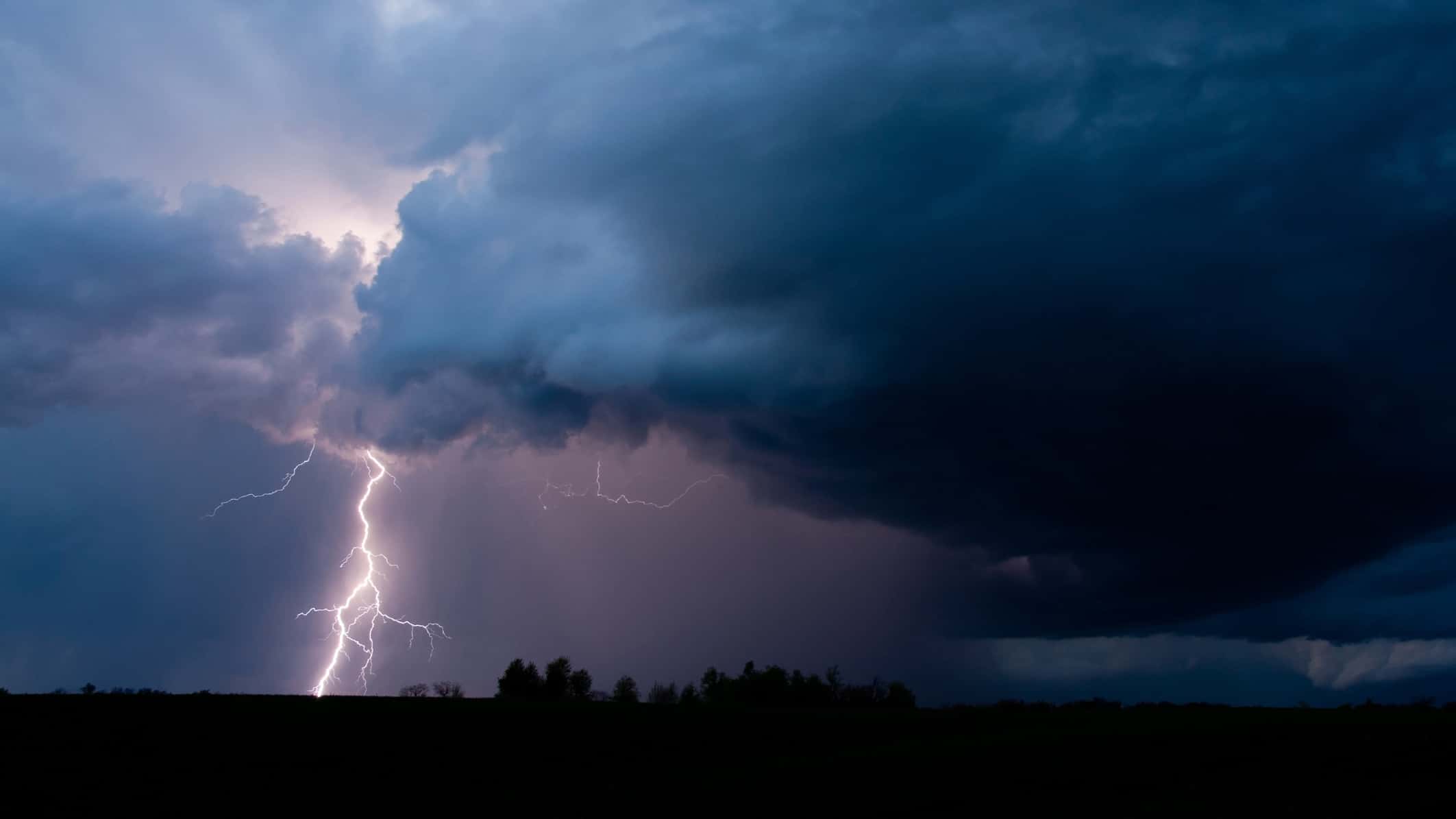 getty_082218_lightning
