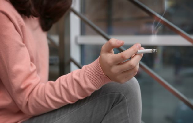 teenager-smoking