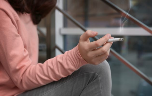 teenager-smoking