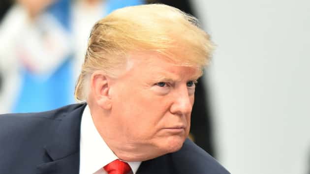 getty_12718_donaldtrumpside