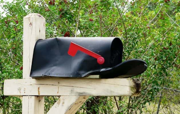 broken-mailbox