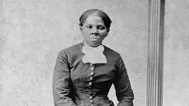 Artist places Harriet Tubman on $20 bills, despite Trump's ambivalence