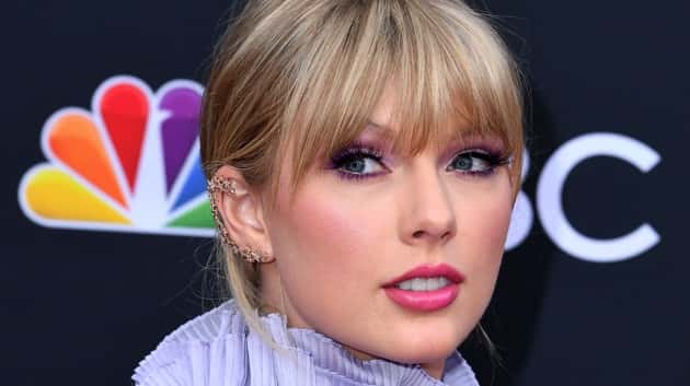 Taylor Swift Just Trademarked Her New Kitten Benjamin Button Ksro 