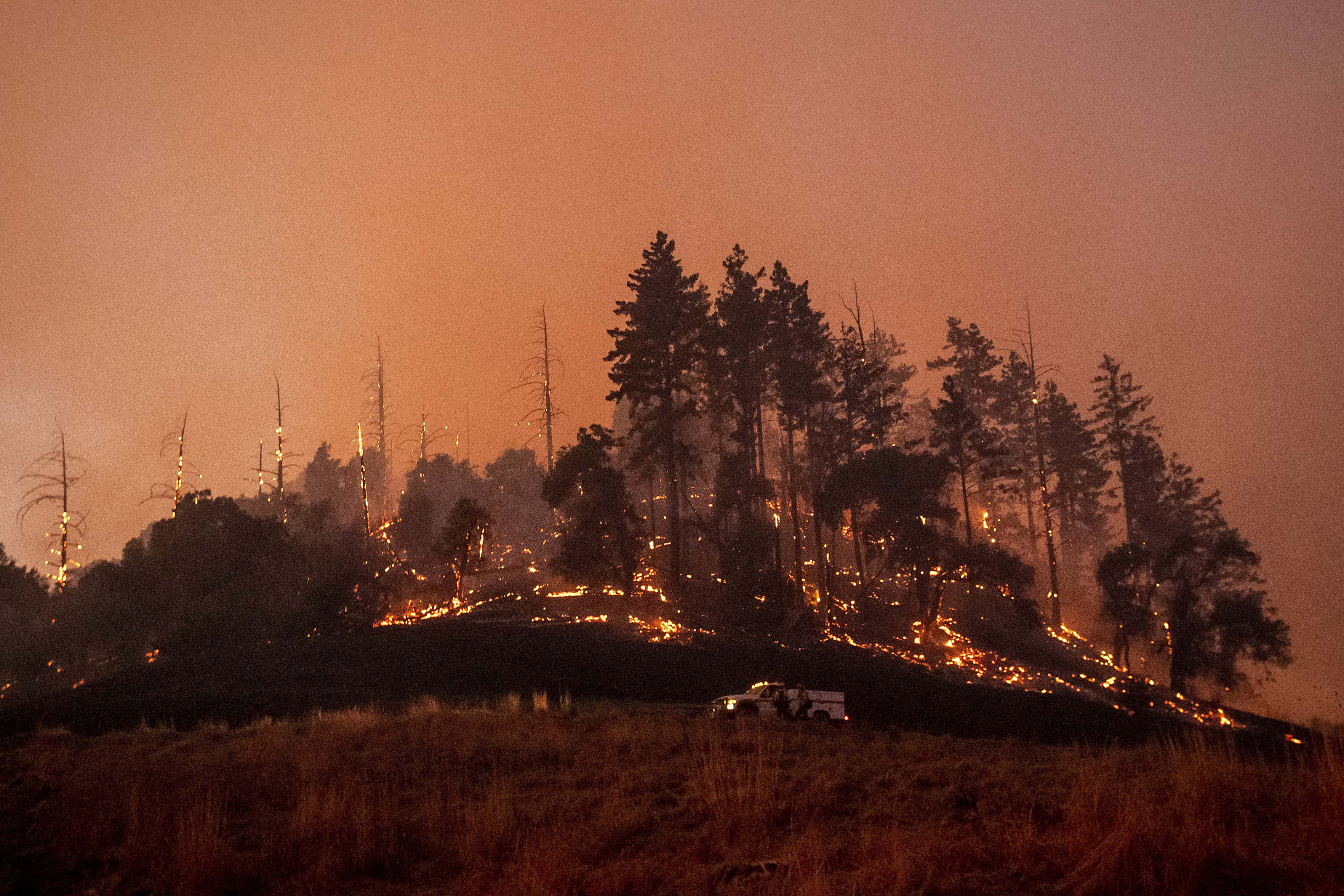 california-wildfires-blackout-13