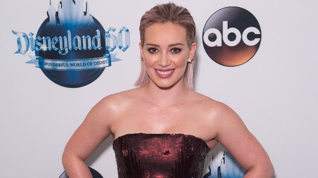 e_hilaryduff_080520