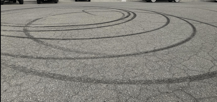 Petaluma Driver Arrested After Doing "Doughnuts" - Vimarsana News