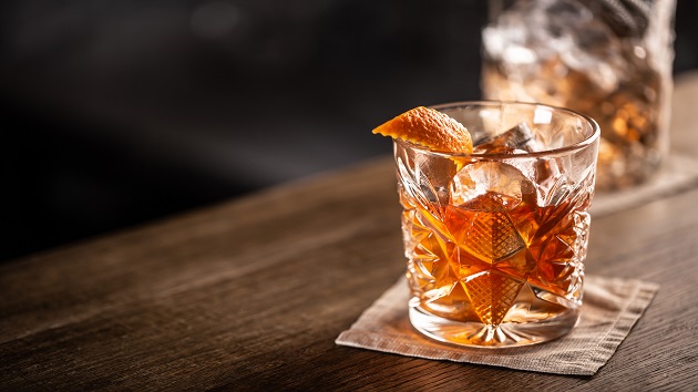 getty_021222_stockdrink_0