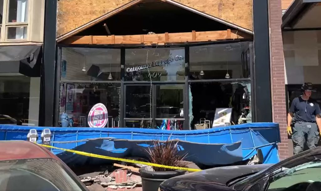 Downtown Santa Rosa Business Reopening Today After Awning Collapse - Vimarsana News
