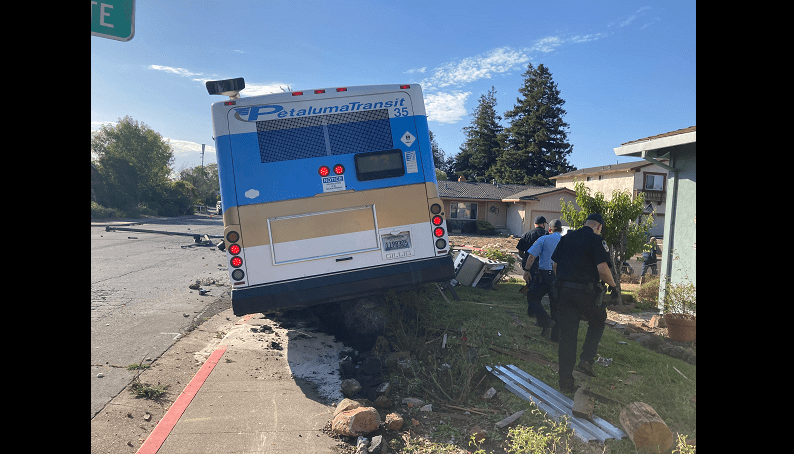 petaluma-bus-crash-6-23-22-petaluma-police