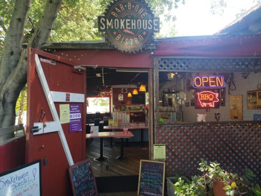 bbq-smokehouse