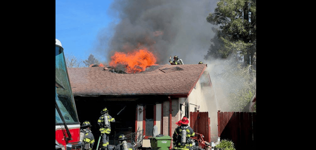 house-fire-on-berrydale-drive-4-29-23-petaluma-fire