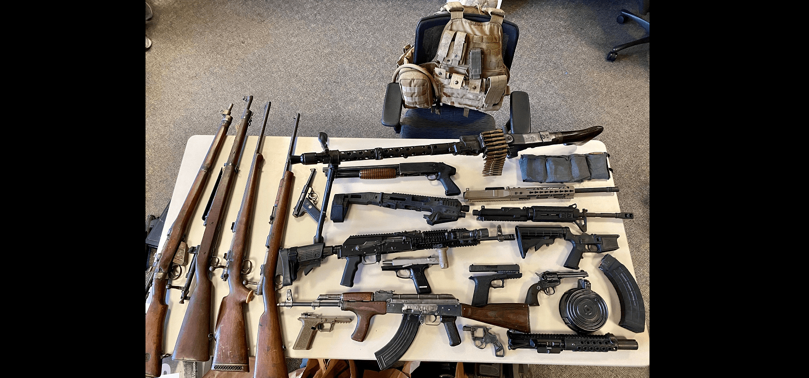guns-confiscated-from-christian-ramirez-santa-rosa-police