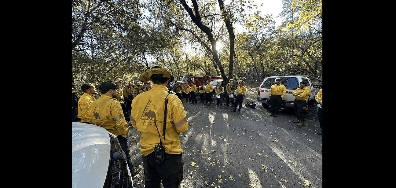 picture-of-the-morning-briefing-meeting-before-the-pile-burning-operation-in-napa-county-11-20-23-cal-fire