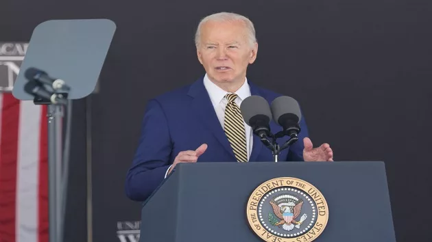 getty_052724_bidenarlington339080