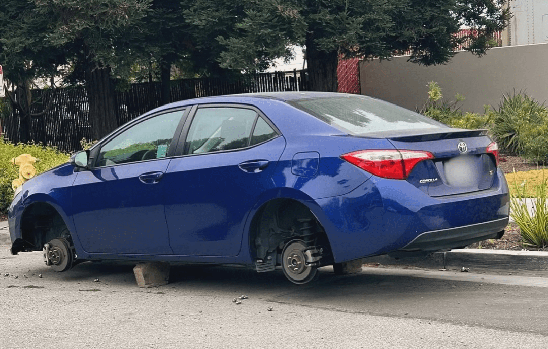 petaluma-car-with-stolen-tires-petaluma-police