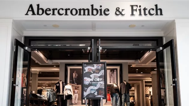 getty_abecrombieandfitch_102224553713