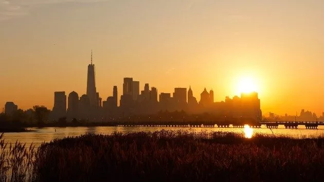 news_nycnjfire_042425941274