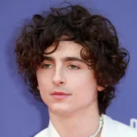 shutterstock_2212511523381099