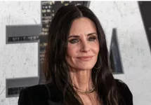 Courteney Cox at AMC Lincoln Square Theater in New York on March 06^ 2023