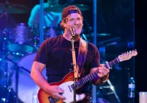 Billy Currington performs at the Paramount on May 10^ 2019 in Huntington^ New York.