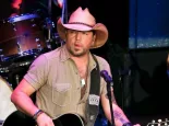 Jason Aldean performs onstage during the 9th Annual ACM Honors at the Ryman Auditorium on September 1^ 2015 in Nashville^ Tennessee.