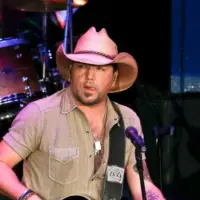 Jason Aldean performs onstage during the 9th Annual ACM Honors at the Ryman Auditorium on September 1^ 2015 in Nashville^ Tennessee.
