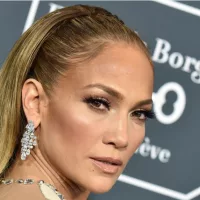 Jennifer Lopez at the 25th Annual Critics' Choice Awards on January 12^ 2020 in Santa Monica^ CA