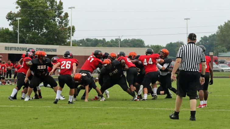 football-scrimmage-8-081117