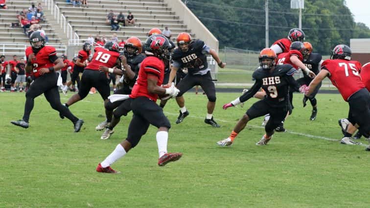 football-scrimmage-9-081117