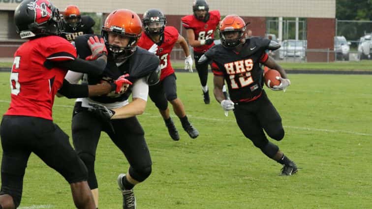 football-scrimmage-11-081117