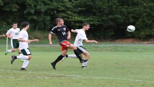 soccer-boys-uha-vs-hhs-12-081717