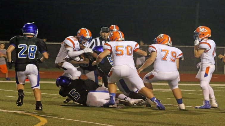 football-fchs-vs-marshall-co-11-081817