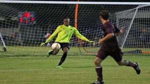 soccer-boys-hhs-10-082917