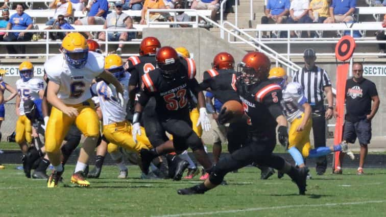 football-hhs-vs-caldwell-1-090217