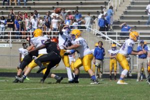 football-hhs-vs-caldwell-10-090217