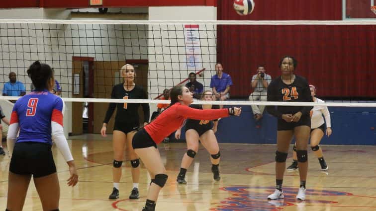 volleyball-hhs-vs-cchs-24-091917